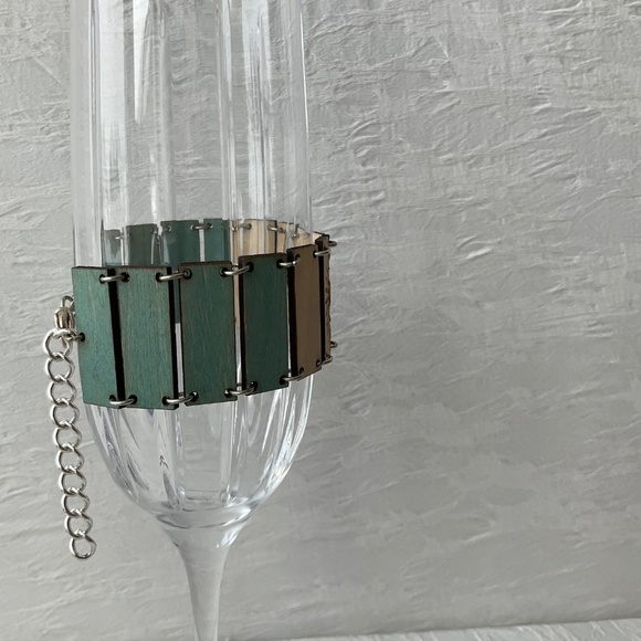 Artisan Crafted Wooden Sun God Bracelet - Picture 4 of 6